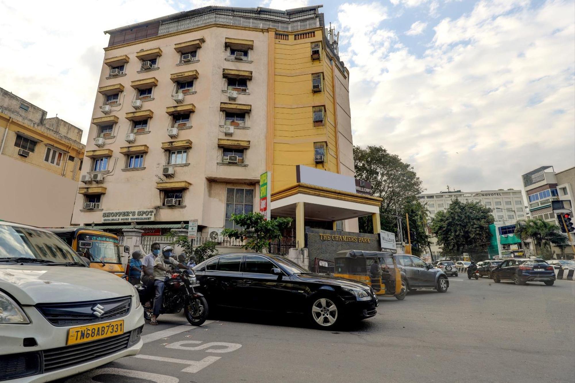 Hotel Collection O Chamiers Park Chennai Exterior foto